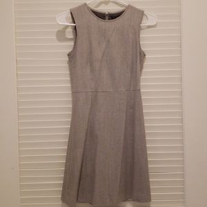 Theory 98% wool dress in 00